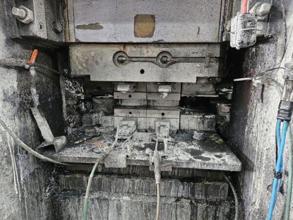 J&H 1350T Hot Forging Press - Image 6