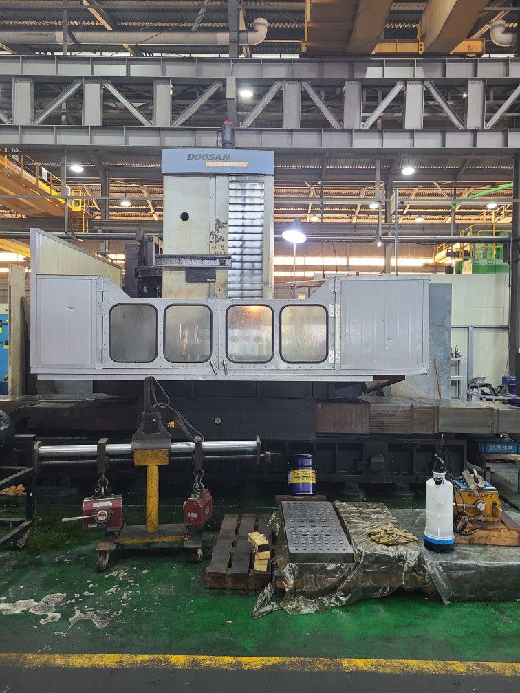 CNC Horizontal Borer & Milling  DBC-130