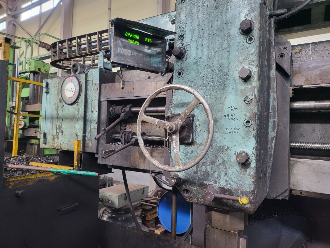 Vertical Turning Lathe - TMD-25/28 - Image 3