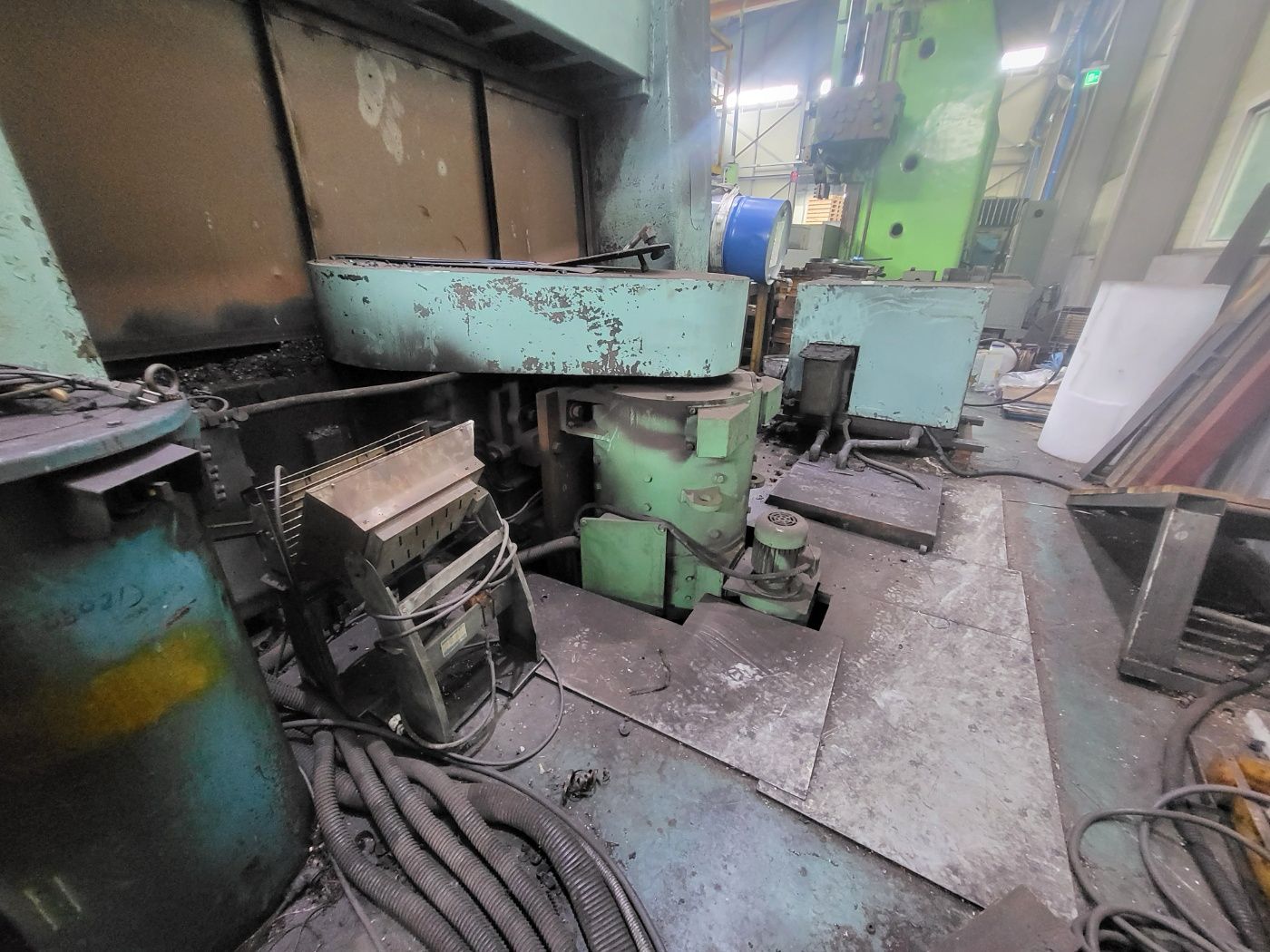 Vertical Turning Lathe - TMD-25/28 - Image 7