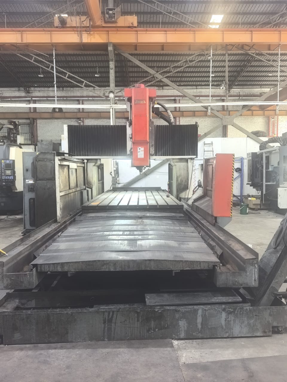 Double Column Machining Centre - Awea LP4021
